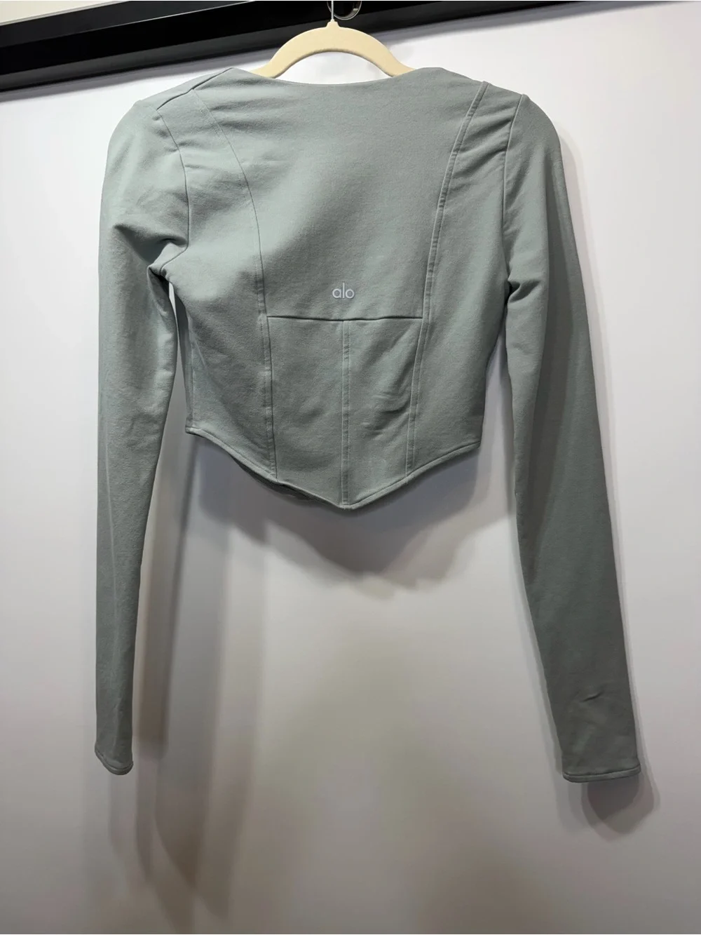 ALO Yoga Square Neck Long-Sleeve Cropped Top - Sage